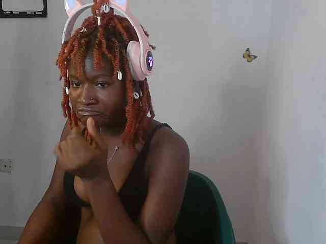 Sweet-fariha webcam