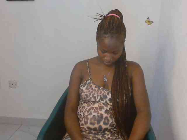 Sweet-fariha webcam