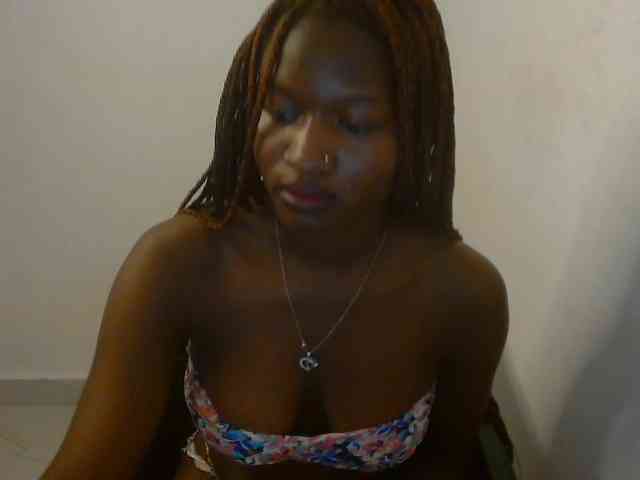 Sweet-fariha webcam