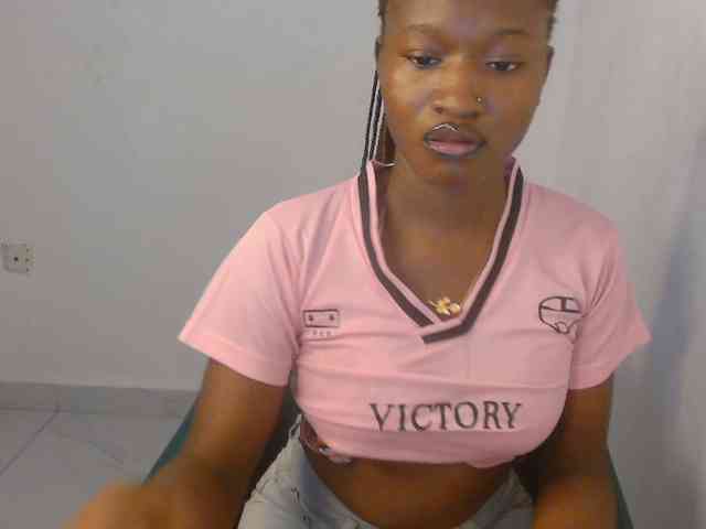 Sweet-fariha webcam