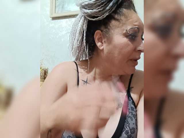 Valentina7979 live cam on BongaCams