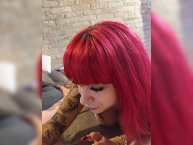 Dollyred
