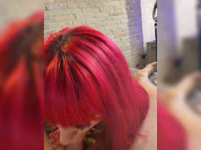 Dollyred