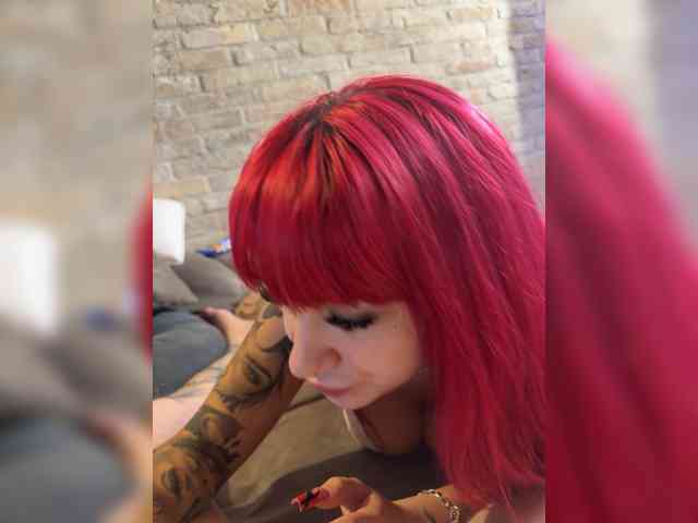 Dollyred