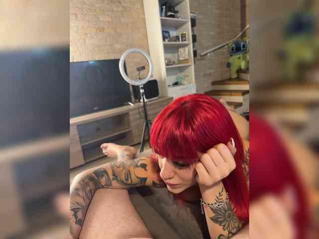 Dollyred