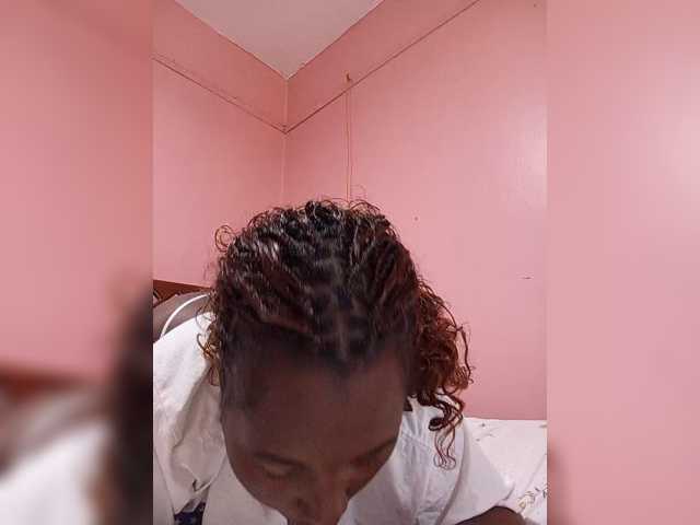 Madea live cam on BongaCams
