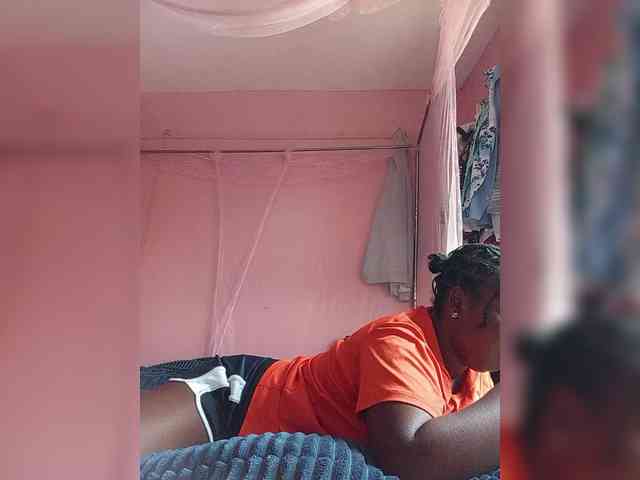 Madea webcam