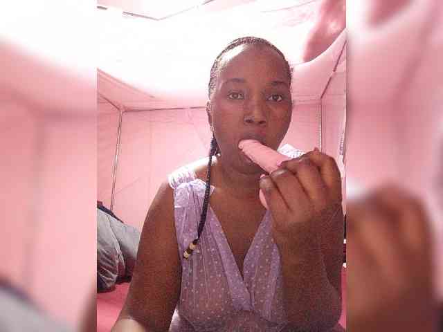 Madea webcam