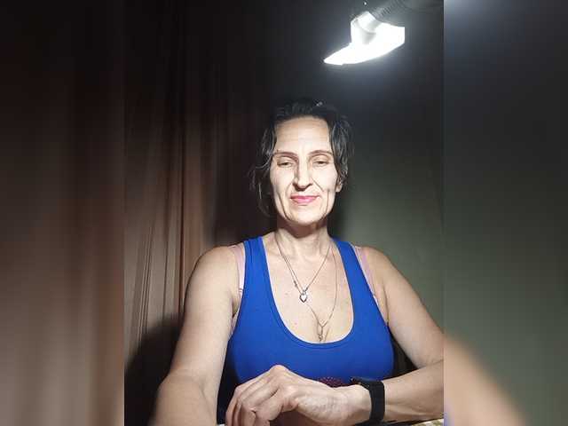 AleneLorrie live cam on BongaCams