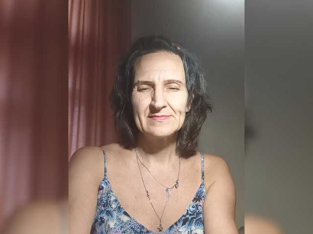 AleneLorrie live cam on BongaCams