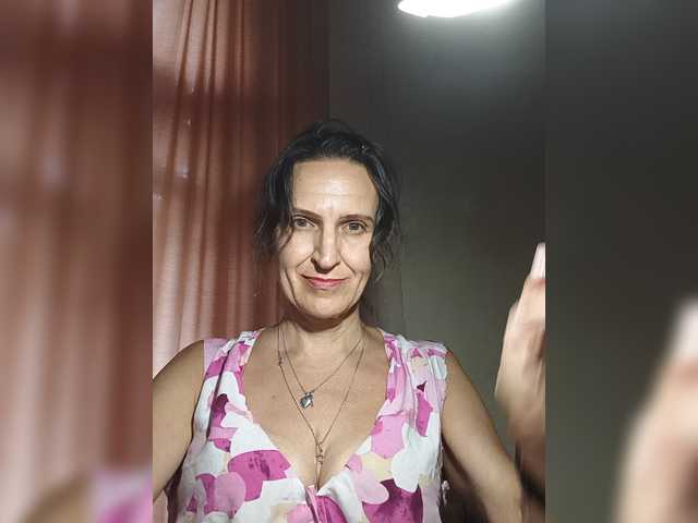 AleneLorrie live cam on BongaCams