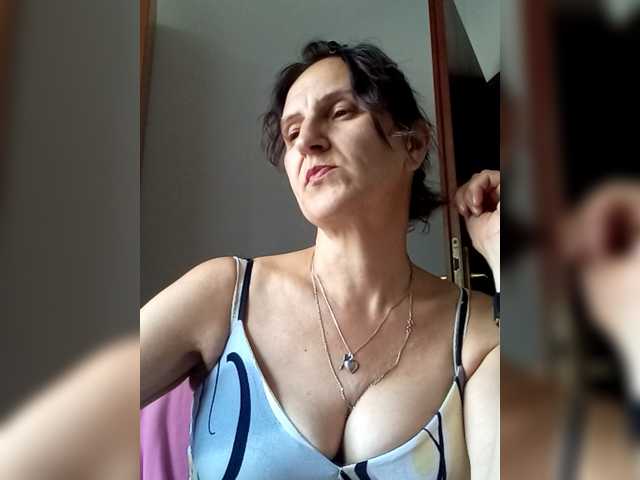 AleneLorrie live cam on UnifiedCams