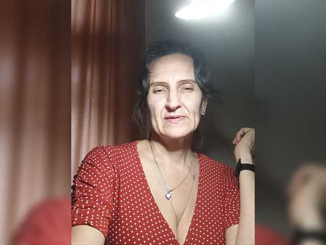 AleneLorrie live cam on BongaCams
