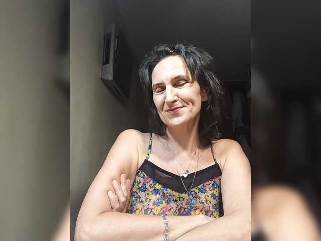 AleneLorrie live cam on BongaCams