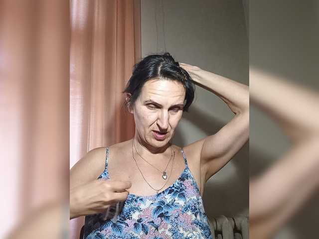 AleneLorrie live cam on BongaCams