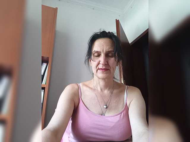 AleneLorrie live cam on BongaCams