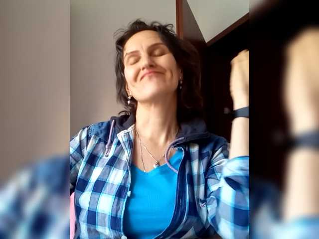 AleneLorrie live cam on BongaCams