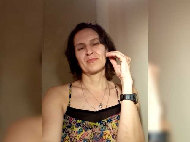 AleneLorrie live cam on BongaCams