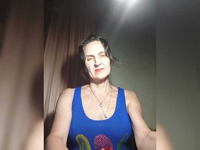 AleneLorrie live cam on BongaCams