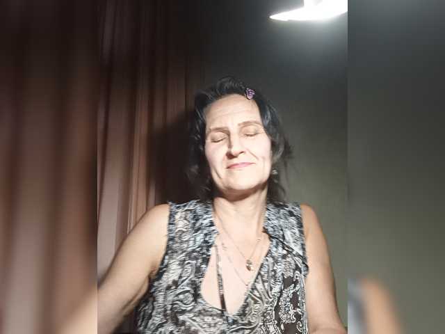 AleneLorrie live cam on BongaCams