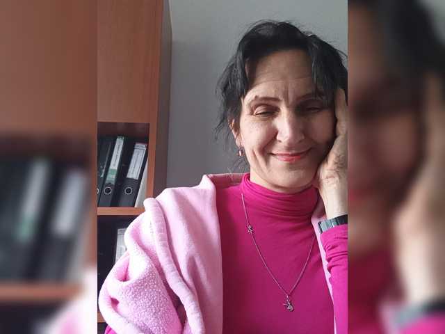 AleneLorrie live cam on BongaCams