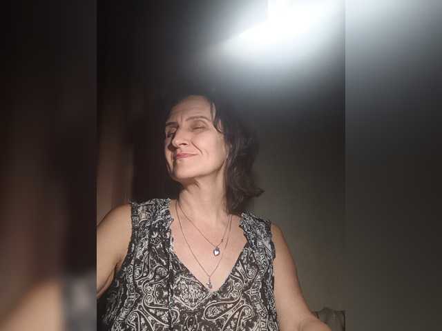 AleneLorrie live cam on BongaCams