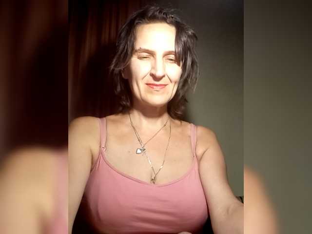 AleneLorrie live cam on BongaCams