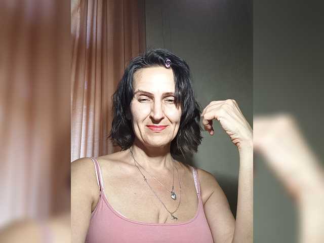AleneLorrie live cam on BongaCams