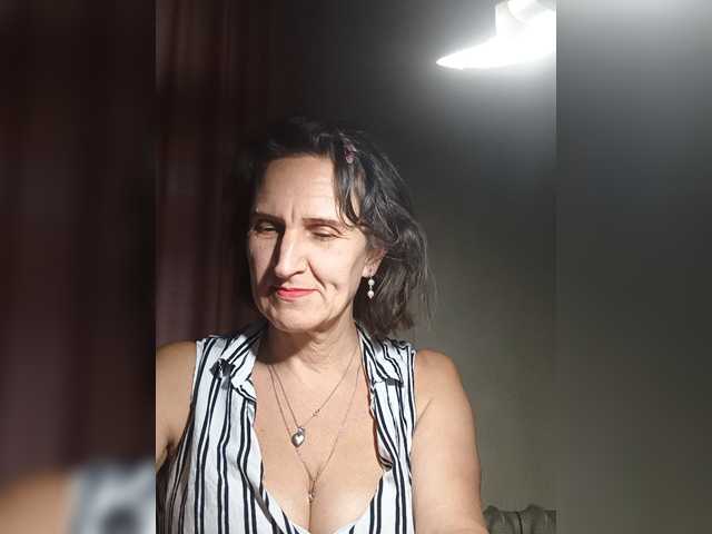 AleneLorrie live cam on BongaCams
