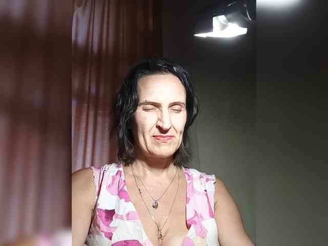AleneLorrie webcam