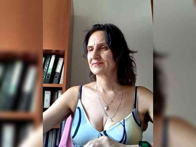 AleneLorrie webcam