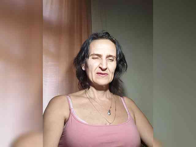 AleneLorrie webcam