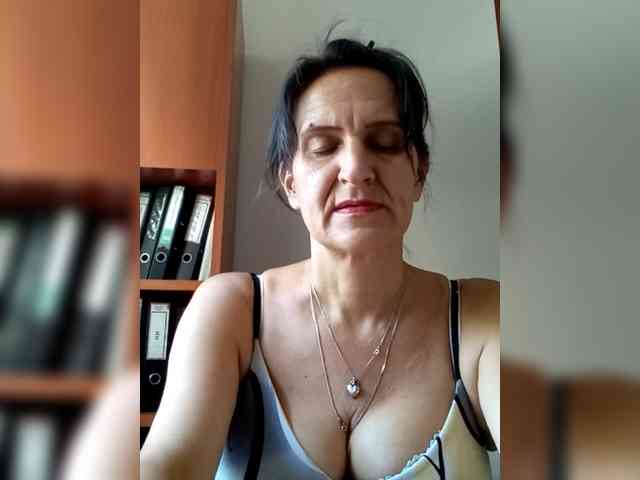 AleneLorrie webcam