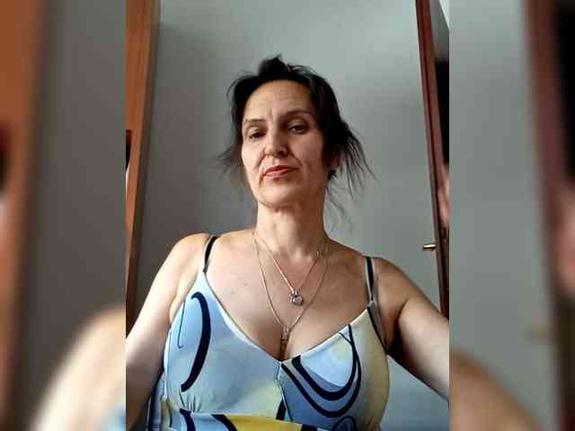 AleneLorrie webcam