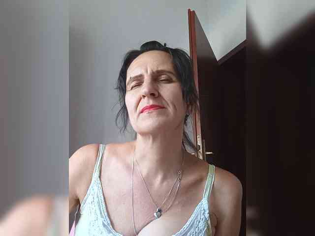 AleneLorrie webcam
