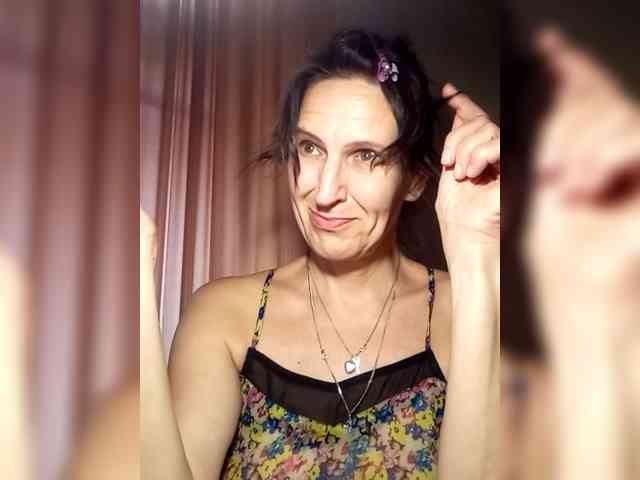 AleneLorrie webcam