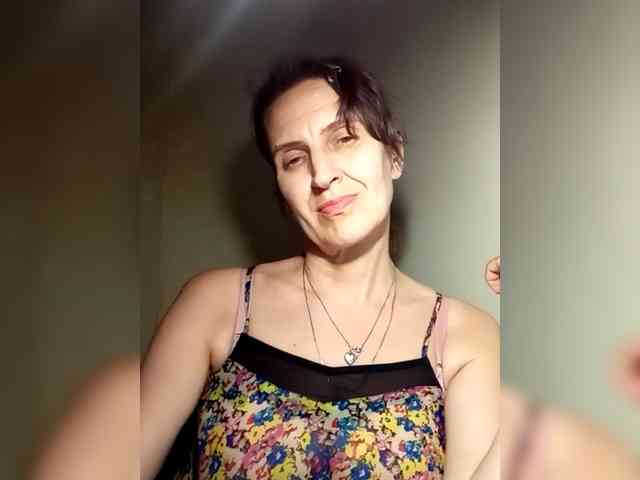 AleneLorrie webcam