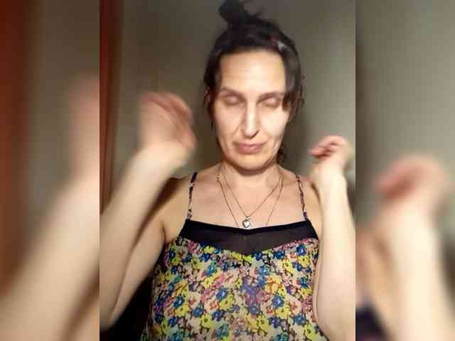 AleneLorrie webcam