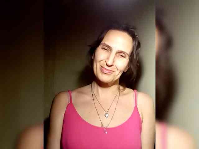 AleneLorrie webcam
