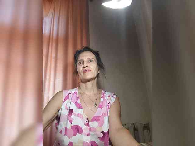 Model: AleneLorrie