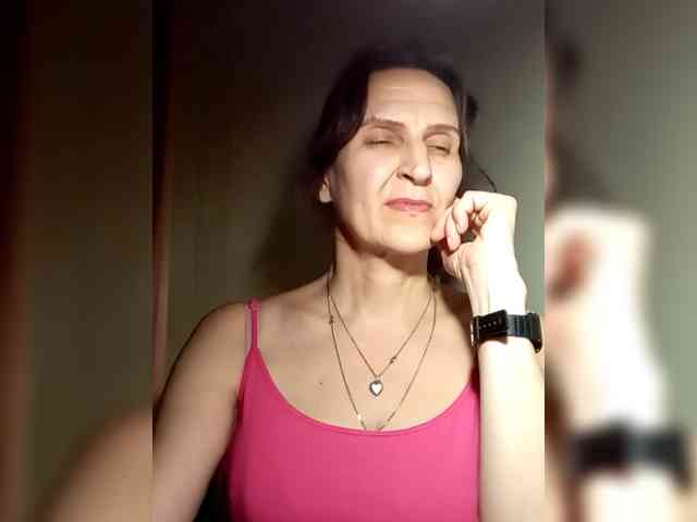 AleneLorrie webcam