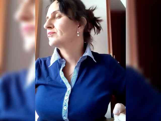 AleneLorrie webcam