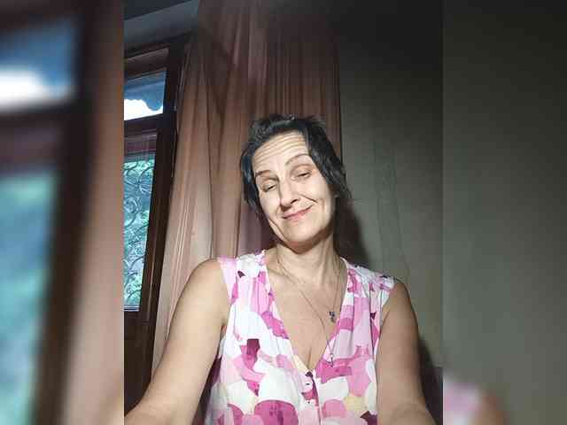 AleneLorrie webcam