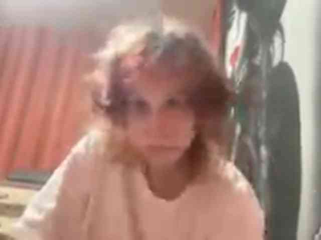 maryellenfelicien's live room