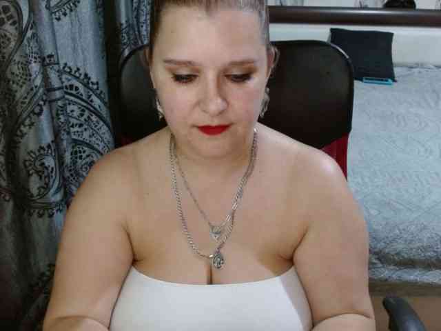 Shalana webcam