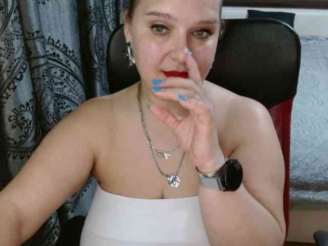 Shalana webcam