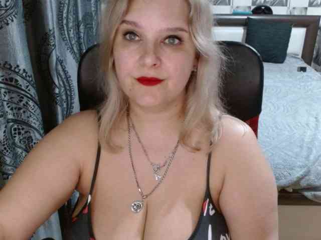 Shalana webcam