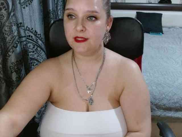 Shalana webcam