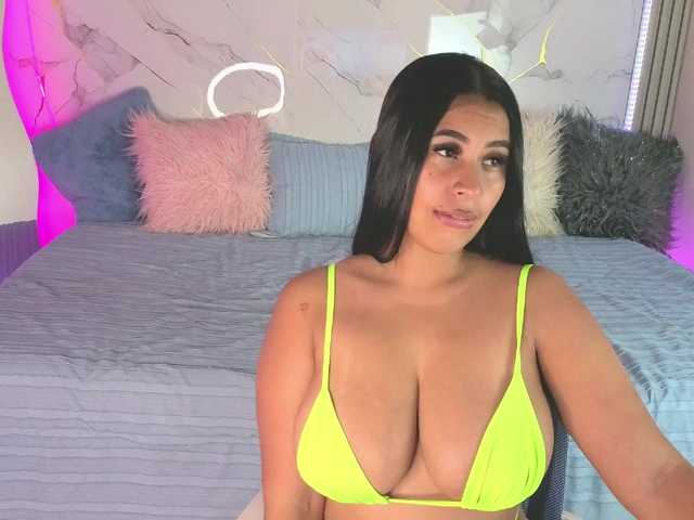 keyriss live cam on BongaCams