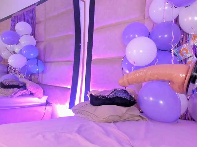 JuliethaSousa live cam on BongaCams